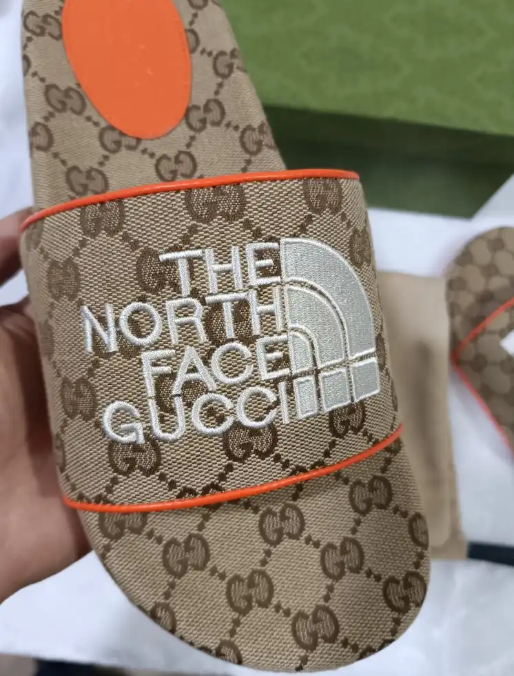 hype Gucci Slippers