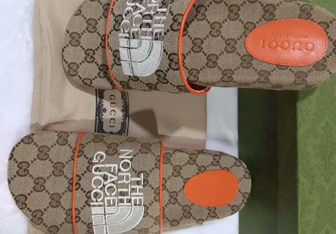 hype Gucci Slippers