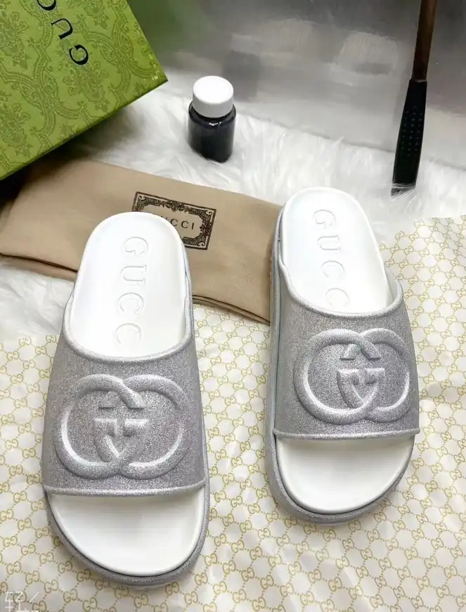 hype Gucci Slippers