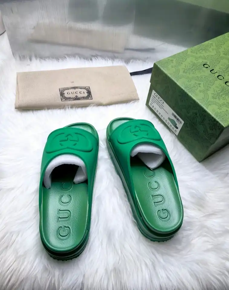 hype Gucci Slippers