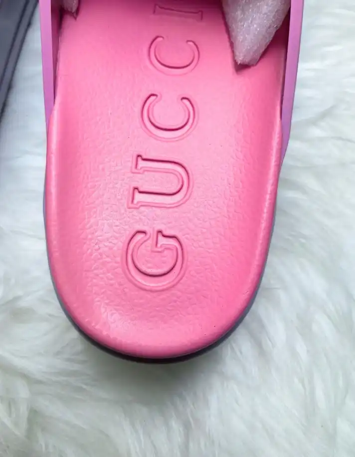 hype Gucci Slippers