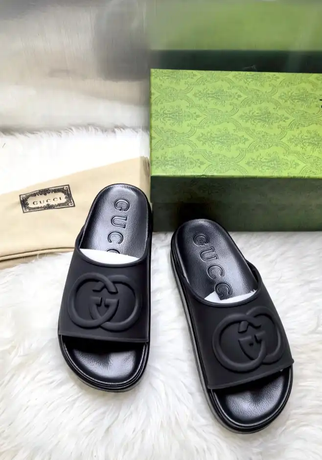 hype Gucci Slippers