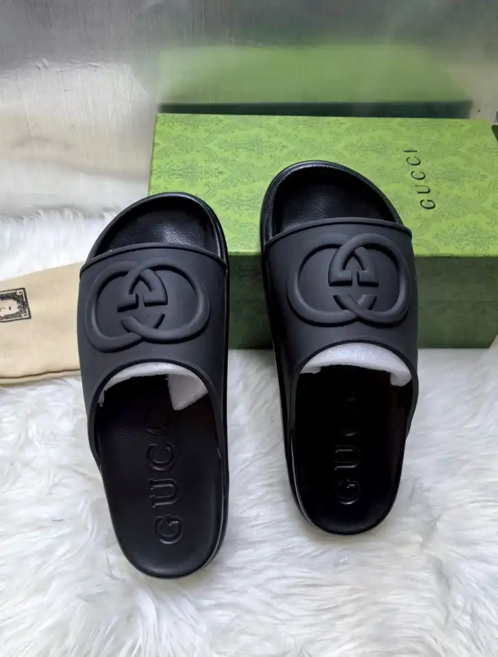 hype Gucci Slippers