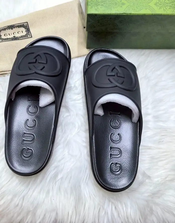 hype Gucci Slippers