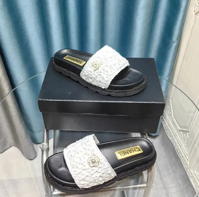 hype Chanel Slippers