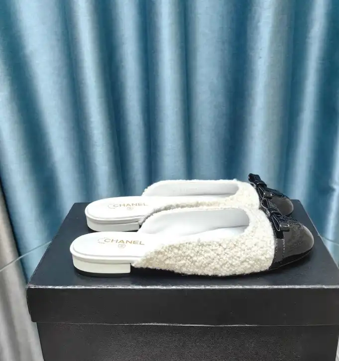 hype Chanel Slippers