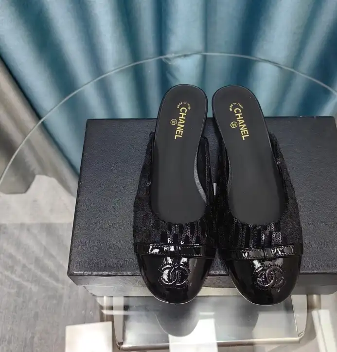 hype Chanel Slippers