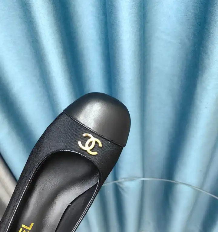 hype Chanel High Heels