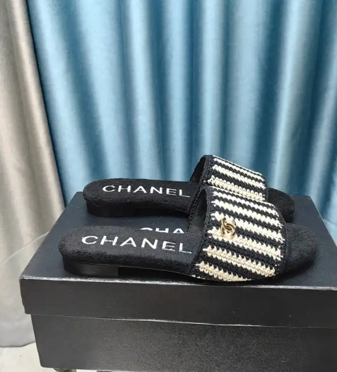 hype Chanel Slippers