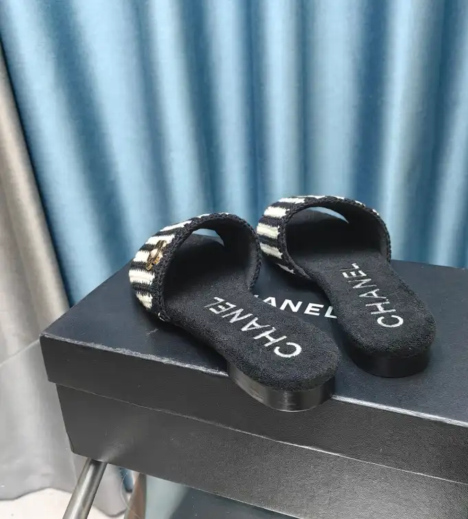 hype Chanel Slippers