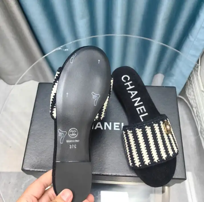 hype Chanel Slippers