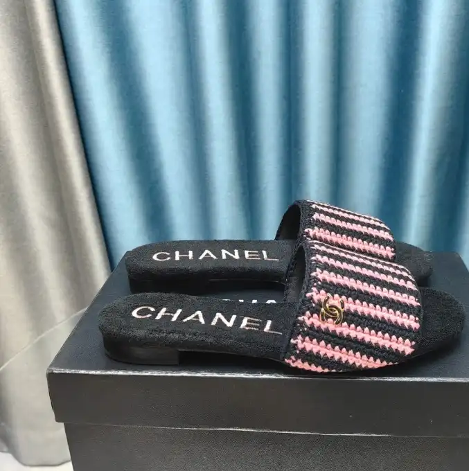 hype Chanel Slippers