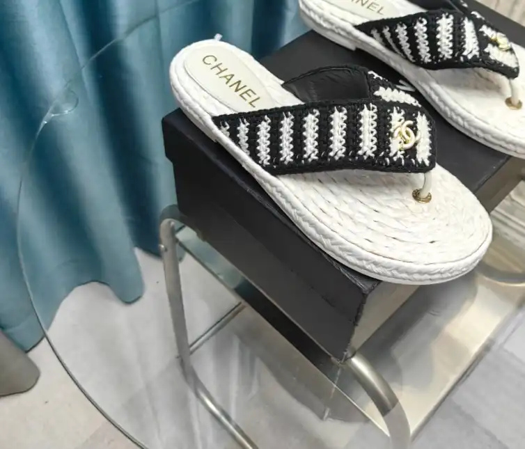 hype Chanel Slippers