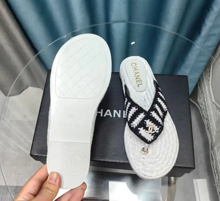 hype Chanel Slippers