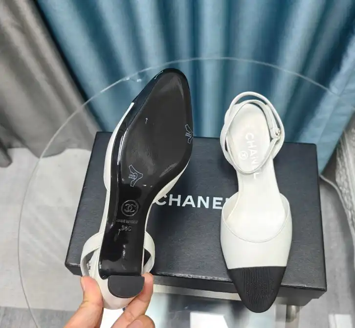 hype Chanel High Heels