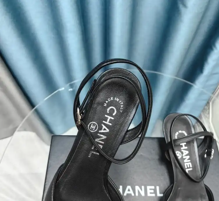 hype Chanel High Heels