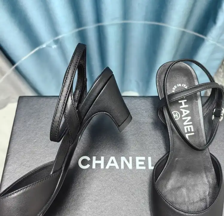 hype Chanel High Heels