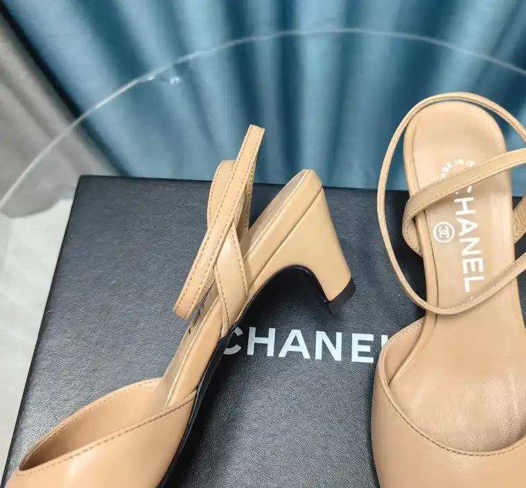 hype Chanel High Heels