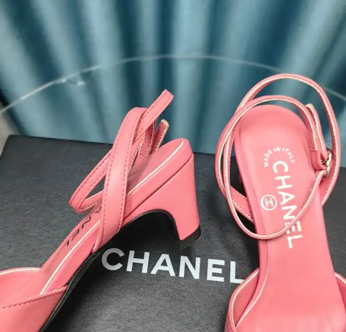 hype Chanel High Heels