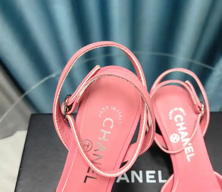 hype Chanel High Heels