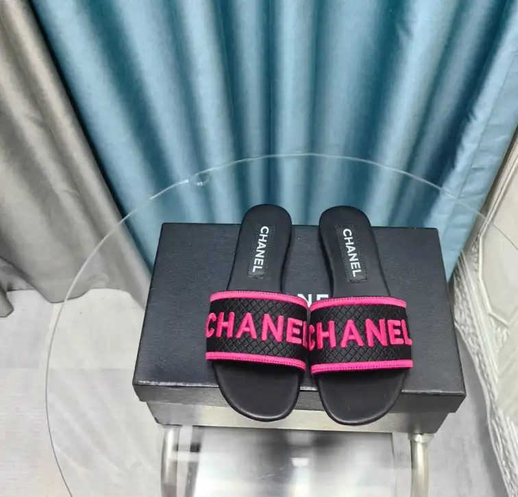 hype Chanel Slippers