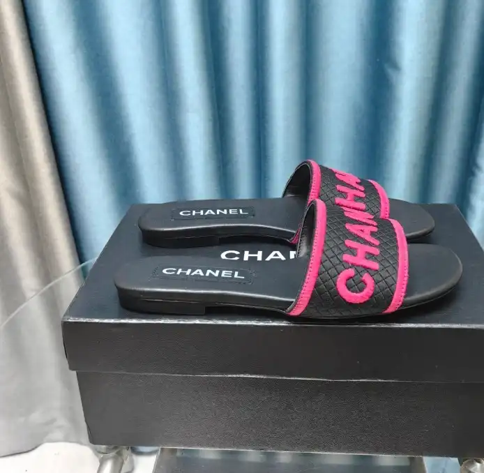 hype Chanel Slippers