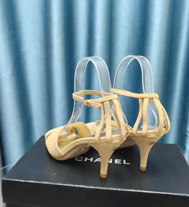 hype Chanel High Heels