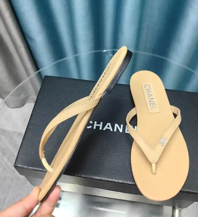 hype Chanel Slippers