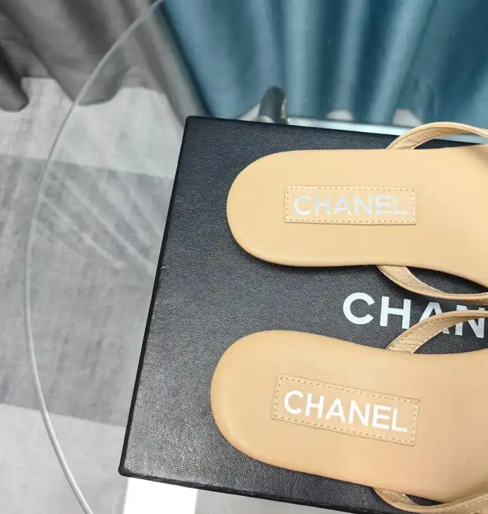 hype Chanel Slippers