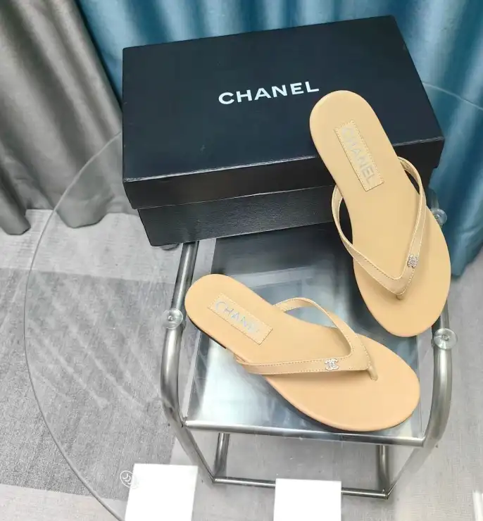 hype Chanel Slippers