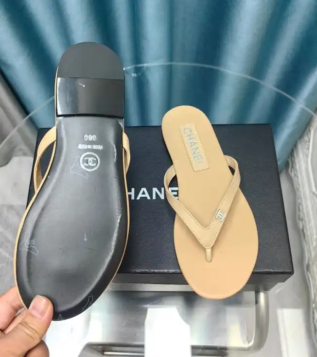 hype Chanel Slippers