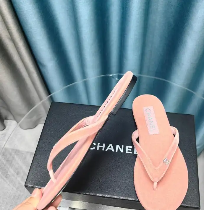 hype Chanel Slippers