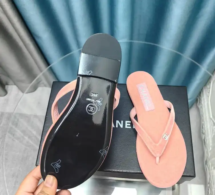 hype Chanel Slippers