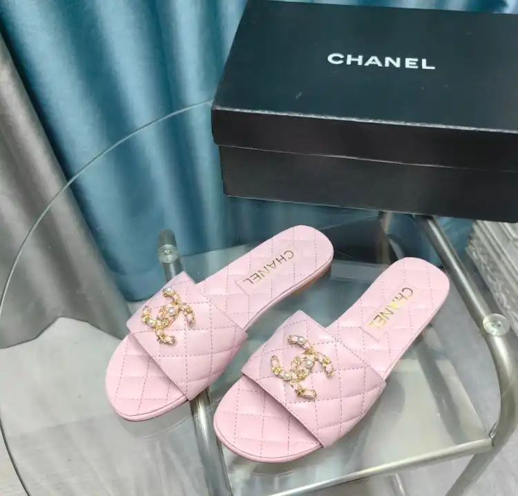 hype Chanel Slippers