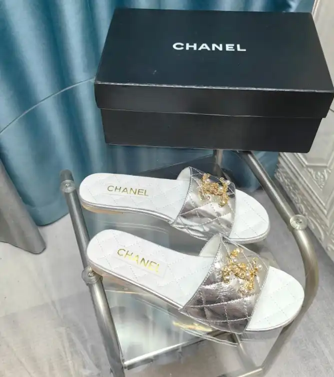 hype Chanel Slippers