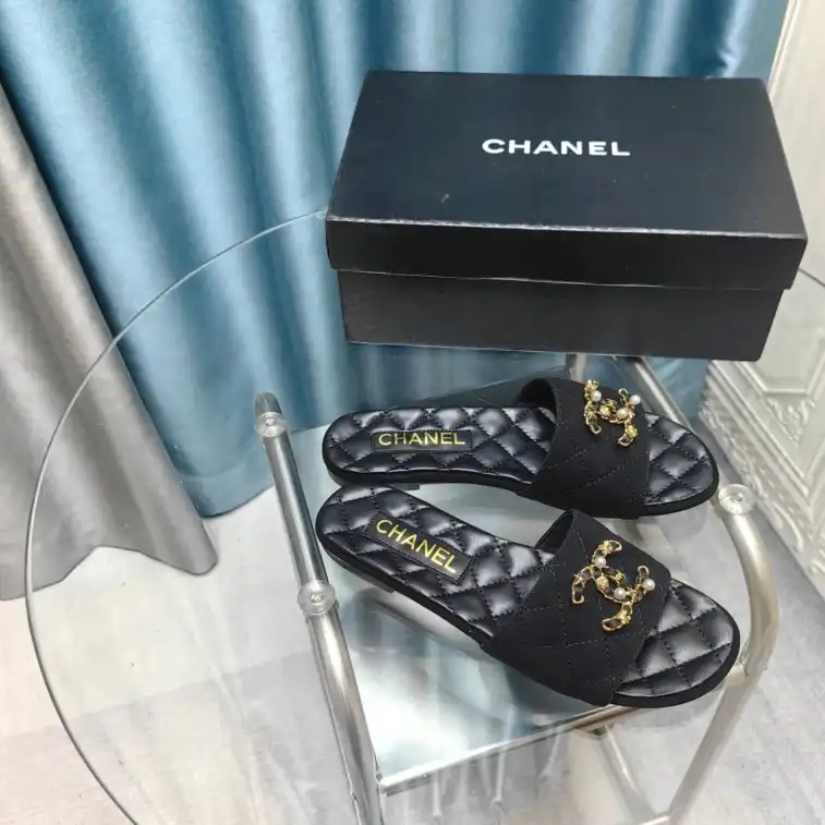 hype Chanel Slippers