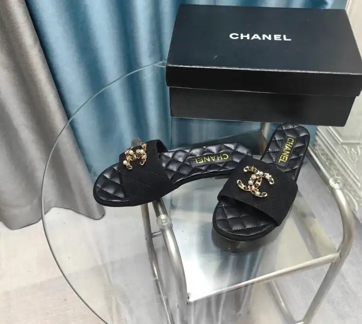 hype Chanel Slippers