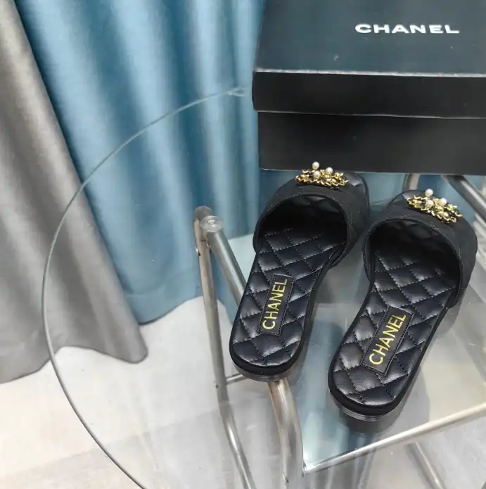 hype Chanel Slippers