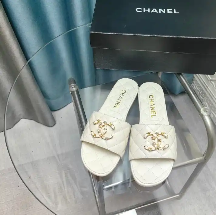 hype Chanel Slippers