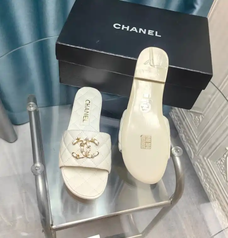 hype Chanel Slippers