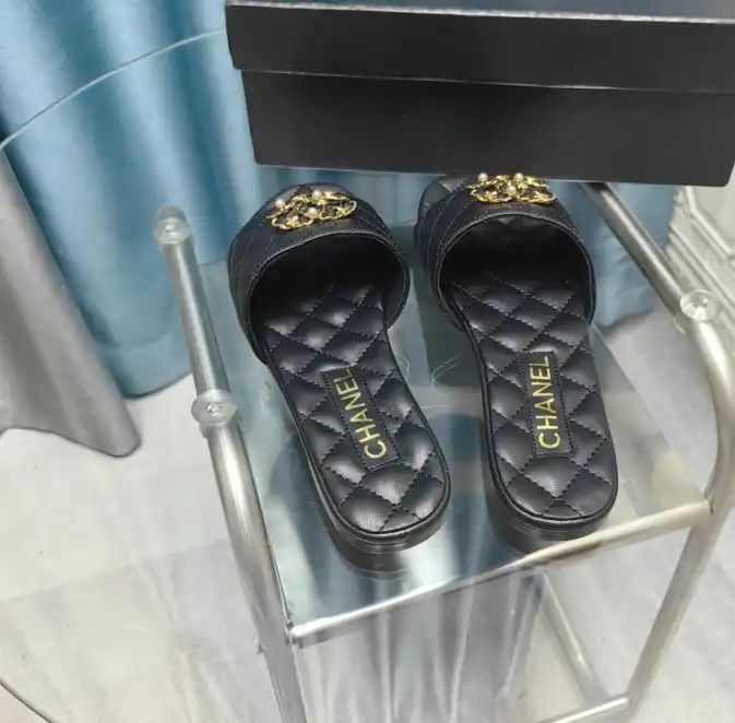 hype Chanel Slippers