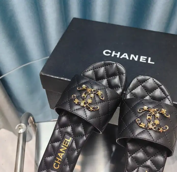 hype Chanel Slippers