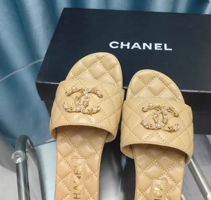 hype Chanel Slippers