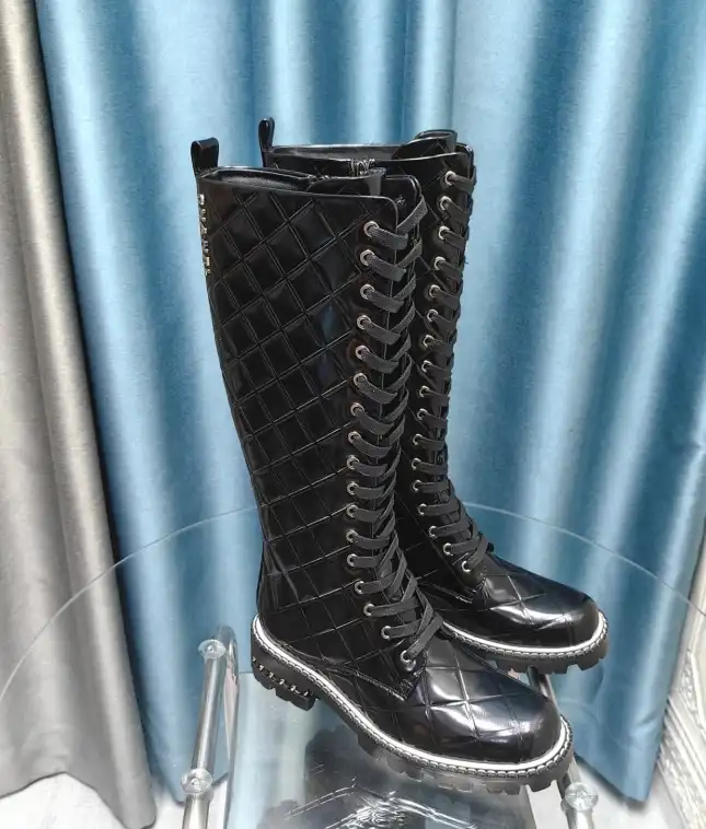 hype Chanel Boots