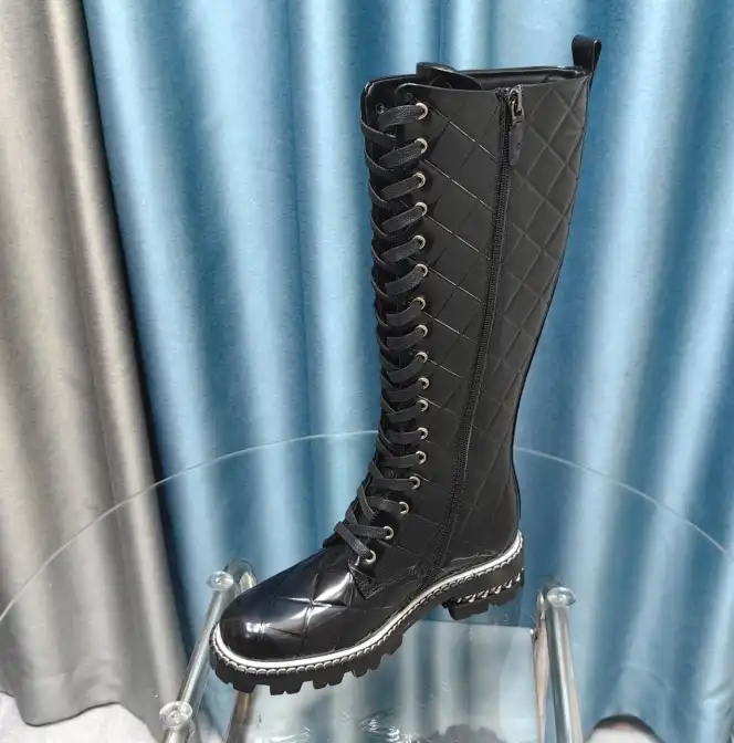 hype Chanel Boots