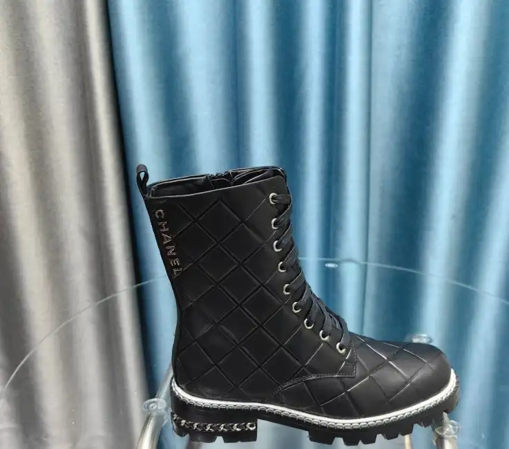 hype Chanel Boots