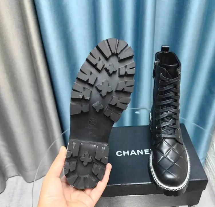 hype Chanel Boots