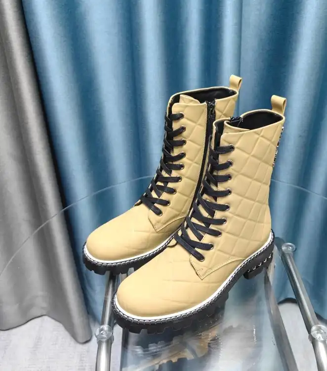 hype Chanel Boots