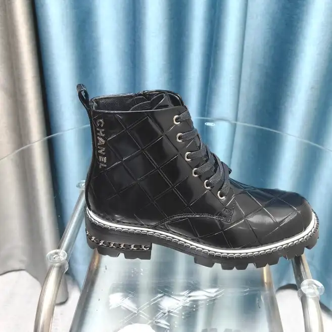 hype Chanel Boots