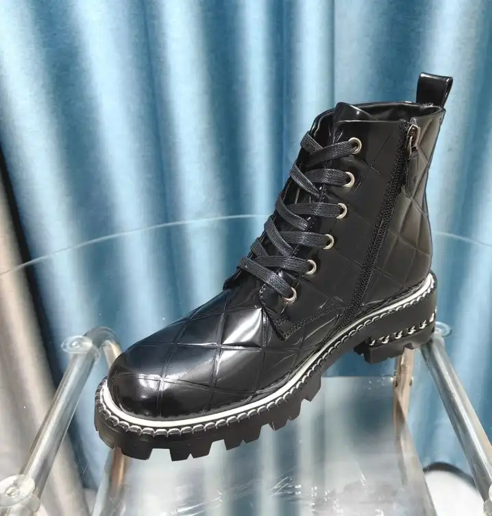 hype Chanel Boots